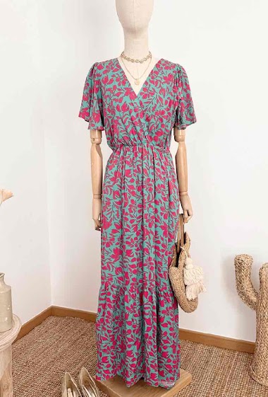 Wholesalers Inspiration Studio - Printed, flowing and very feminine long dress with wrap-over collar.