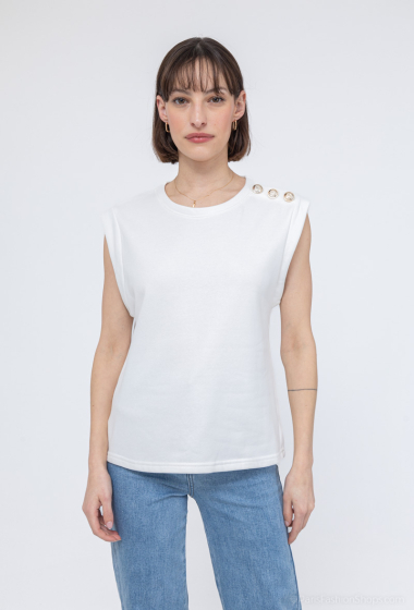 Wholesaler Inspiration Studio - Sleeveless sweatshirt with fancy buttons.