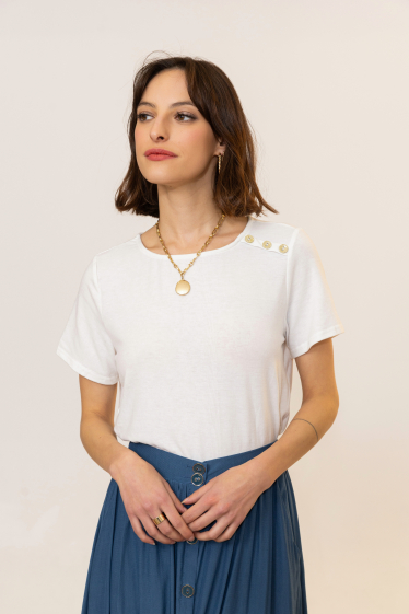 Wholesaler Inspiration Studio - Short Sleeve Round Neck T-Shirt