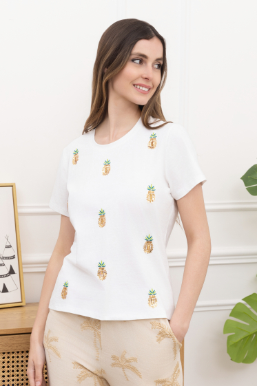 Großhändler Inspiration Studio - Baumwoll-T-Shirt mit Pailletten-Ananasmuster.