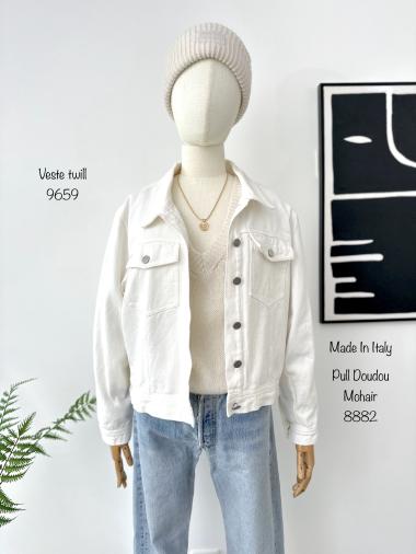 Wholesalers Inspiration Studio - Loose denim jacket with chest pockets, long sleeve shirt collar.