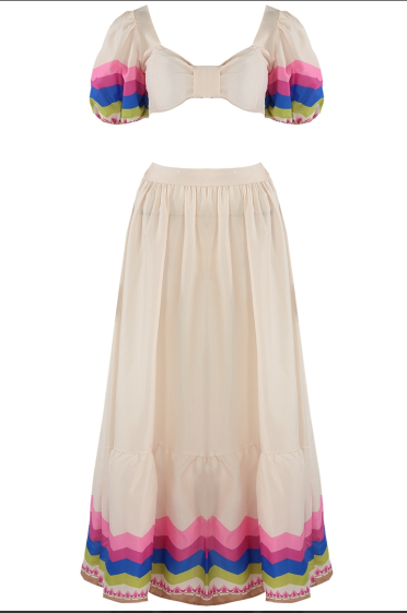 Wholesaler INSTA GIRL - Low-neck blouse and wavy print maxi skirt set