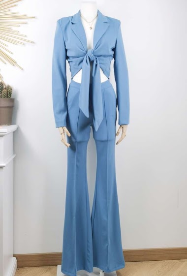 Wholesaler INSTA GIRL - Short blazer with knot