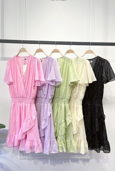 Grossiste Ivivi - Robe de couleur unie à la taille
