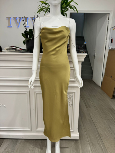 Wholesaler Ivivi - Satin slip dress with open back