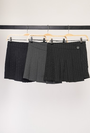 Wholesaler Ivivi - Striped suit shorts