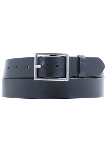 Cowhide split leather belt with a rectangular buckle. 35 mm width.