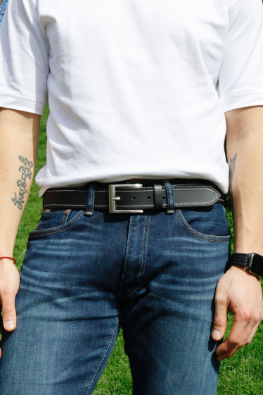 Wholesaler JCL - Wide belt in “fatted calf” buffalo leather with stitching