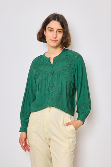 Wholesaler JCL Paris - Feather print blouse