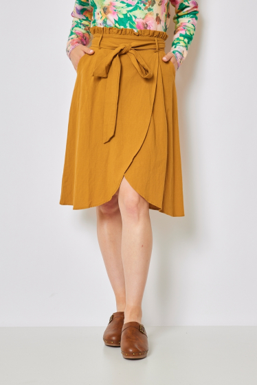 Wholesaler JCL Paris - Short skirt, slit at the front, ties, side pockets, elastic