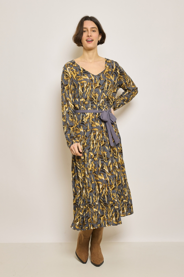 Grossiste JCL Paris - Robe mi longue imprimé à motif florale