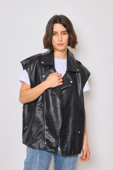 Wholesaler JCL Paris - Sleeveless faux-leather jacket