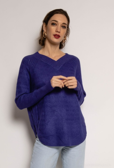 Wholesaler J&D Fashion - Sweater with V neck