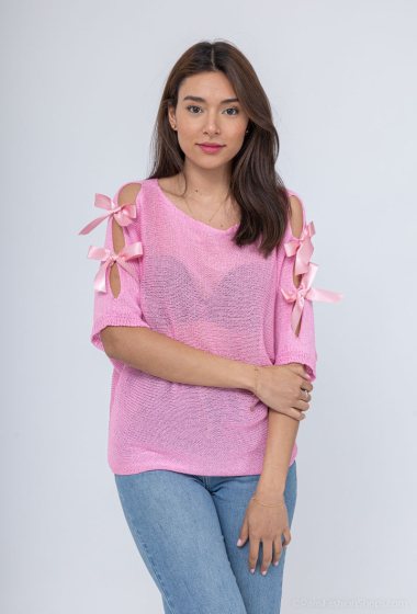 Wholesaler J&D Fashion - Top with bow detail on the sleeves