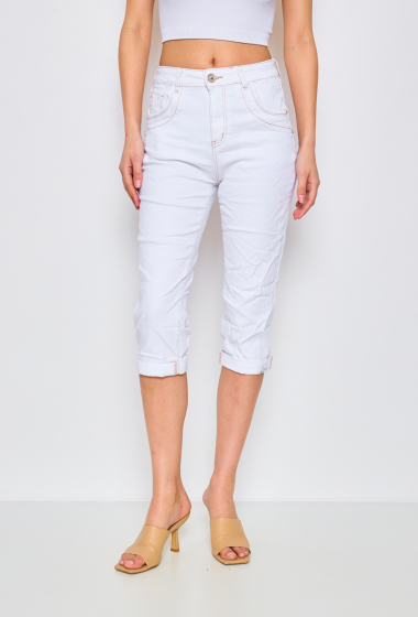 Wholesaler Jewelly - Baggy cropped pants in white cotton and 1-button camel stitching