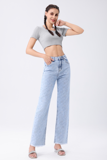 Wholesaler Jewelly - STRAIGHT TROUSERS WITH Rhinestones Front Ripped Bottom