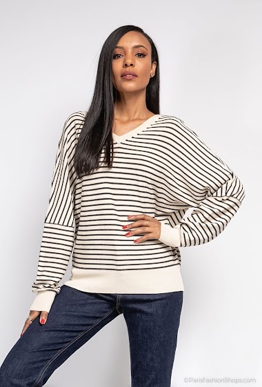 Wholesaler J&H Fashion - Striped buttoned cardigan/sweater