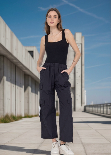 Grossiste J&H Fashion - Pantalon jogging cargo imperméable