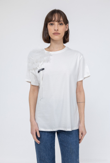 Wholesaler J&H Fashion - T-shirt with fantastic edge