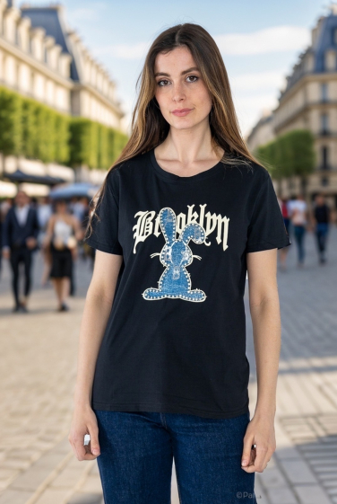Grossiste J&H Fashion - T-shirt avec strasses et jean en forme de lapin rabbit