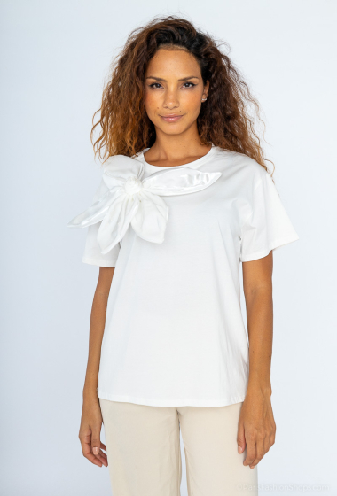 Grossiste J&H Fashion - T-shirt en coton avec fleurs rose pétales en 3D relief en organza