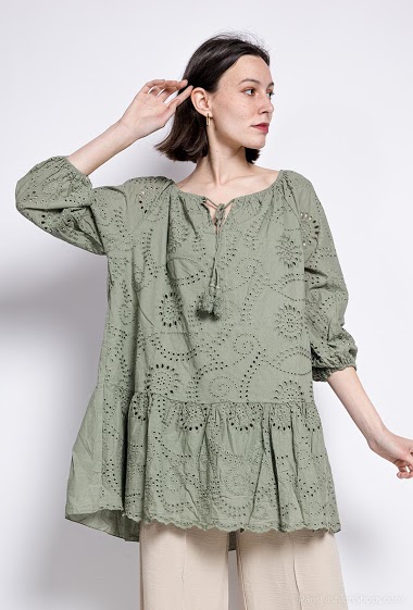 Wholesaler J&L - Embroidered and perforated tunic