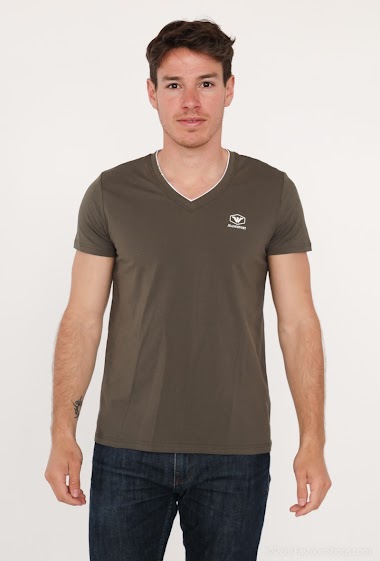 Grossiste SD7 - T-Shirt homme double col V