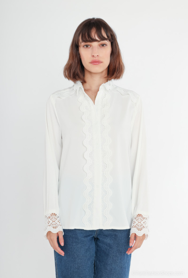 Wholesaler Jolio & Co - blouse with lace