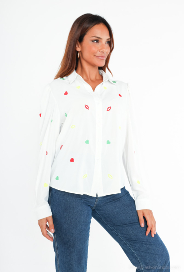Wholesaler Jolio & Co - Shirt embroidered with heart and kiss