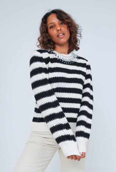 Wholesaler Jolio & Co - Striped jumper with stones