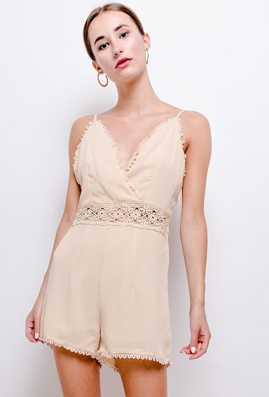 Wholesaler Jöwell - Playsuit with lace
