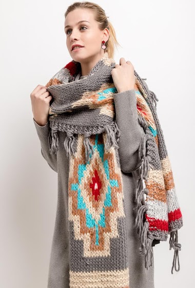Wholesaler Jöwell - Hand knitted patterned scarf