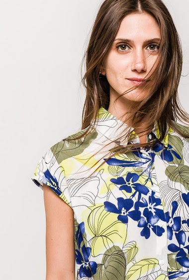 Wholesaler Jöwell - Printed sleeveless shirt