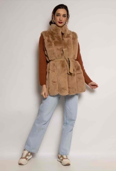 Wholesaler JULIET'S&CO - Sleeveless Faux Fur Vest