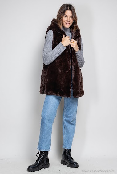 Wholesaler JULIET'S&CO - Sleeveless reversible waistcoat in synthetic fur
