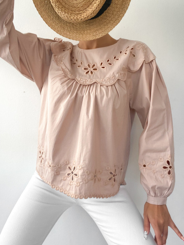 Wholesaler JUNE BOUTIQUE - Beige-pink blouse