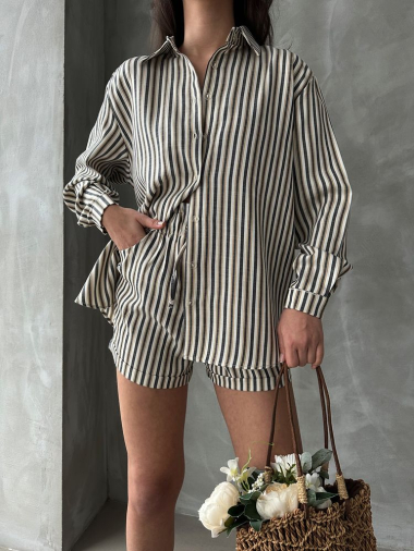 Wholesaler JUNE BOUTIQUE - Oversized striped shirt