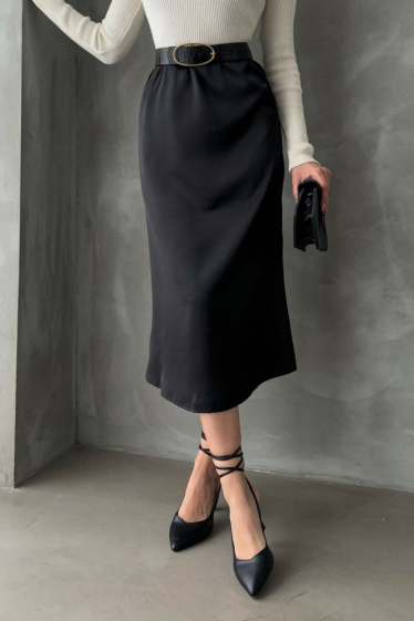 Wholesaler JUNE BOUTIQUE - Black satin skirt
