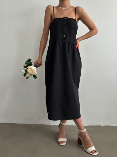 Wholesaler JUNE BOUTIQUE - Black dress with buttons