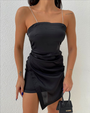 Wholesaler JUNE BOUTIQUE - Black satin dress