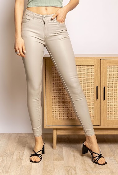 Großhändler J&W Paris - Fake leather skinny jeans