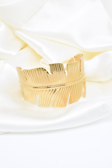 Grossiste Kapyco - Bracelet jonc feuille en acier inoxydable doré