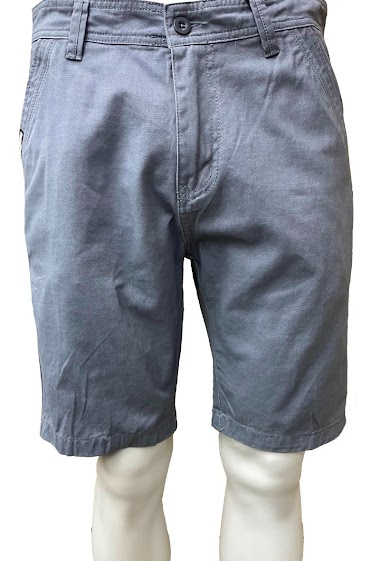 Wholesaler Kayenne - Men's chino Bermuda shorts.