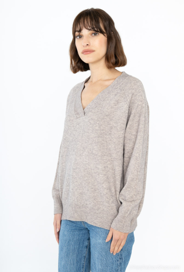 Wholesaler WHOO - V-neck knit sweater
