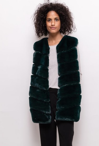 Wholesaler Ki&Love - Sleeveless jacket in striped fur