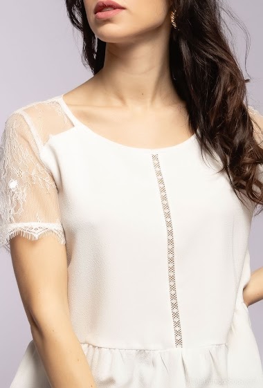 Großhändler Atelier-evene - Blouse with lace