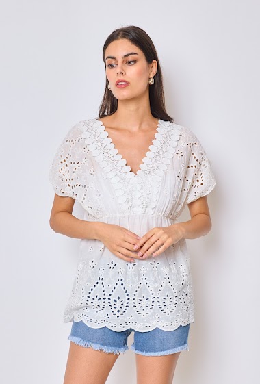 Wholesaler Ky Création - Short-sleeved V-neck blouse