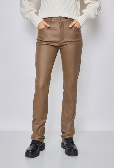 Wholesaler KY CREATION DENIM - Straight Fit Faux Leather/Oiled Trousers