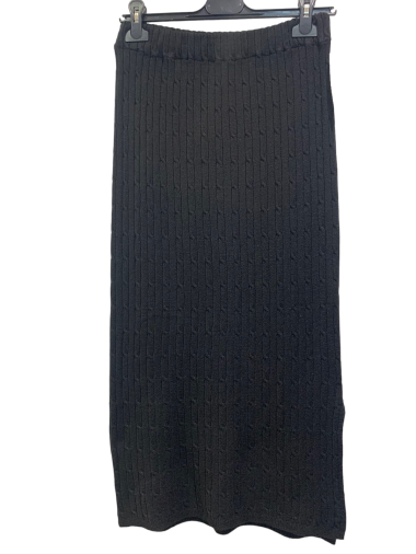 Wholesaler L.Steven - Knitted skirt with slit