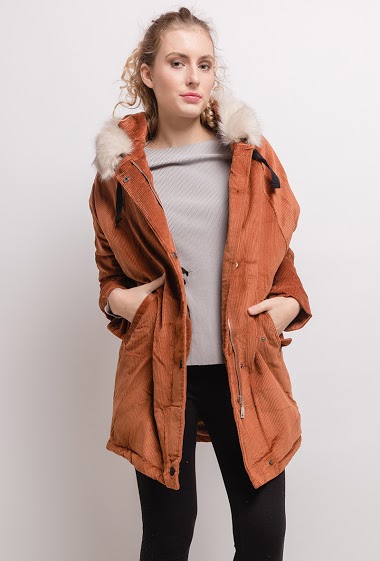 Wholesaler L.Style - Coat with fur inner